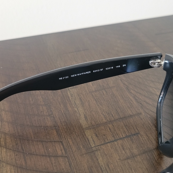 Ray-Ban New Wayfarer Sunglasses - Picture 4 of 5